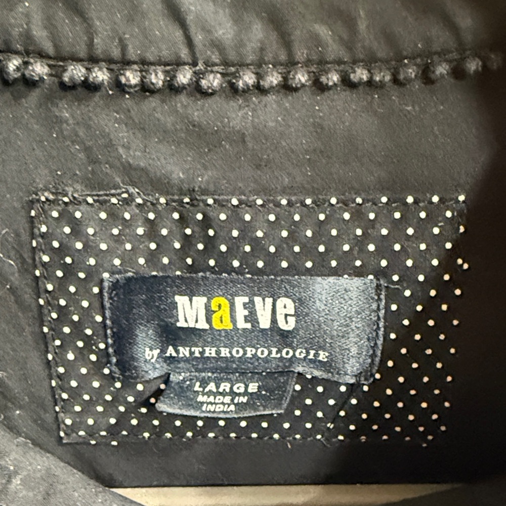 Black Button-Up Shirt with Dog Embroidery - Picture 3 of 4